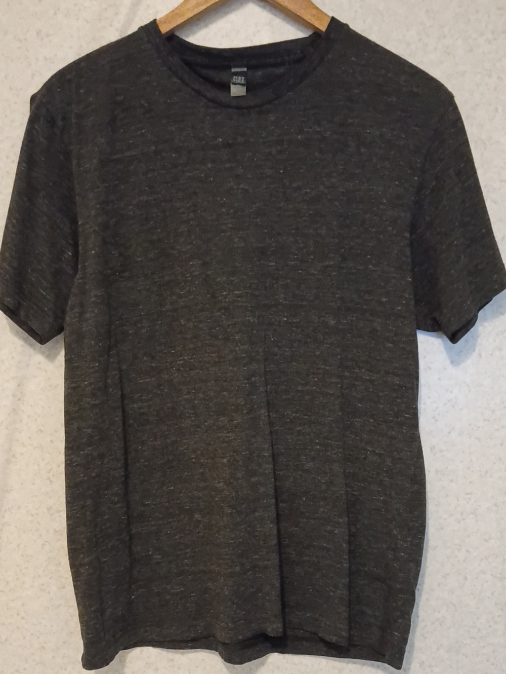 District Men's Heather Charcoal Short Sleeve Tee